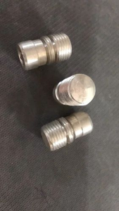 Vis à six pans creux durables, fixations à douille hexagonale, quincaillerie filetée de précision pour assemblage mécanique, machines industrielles - Product Image 1