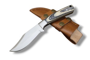 Couteau de Bushcraft artisanal en acier à haute teneur en carbone avec manche en bois Pakka et étui en cuir, vente en gros OEM, couteau à lame fixe pour l'extérieur - Product Image 1