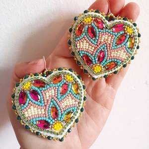 Pendientes colgantes tradicionales bohemios hechos a mano con cuentas para mujer a precio económico - Product Image 1