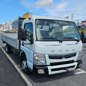 Mitsubishi Crew Van 2019 – Vehículo Comercial Multiusos Nuevo de 12 Plazas 1SUZU Crew Van con Cámara Trasera y Caja de Cambios FAST - Product Image 6