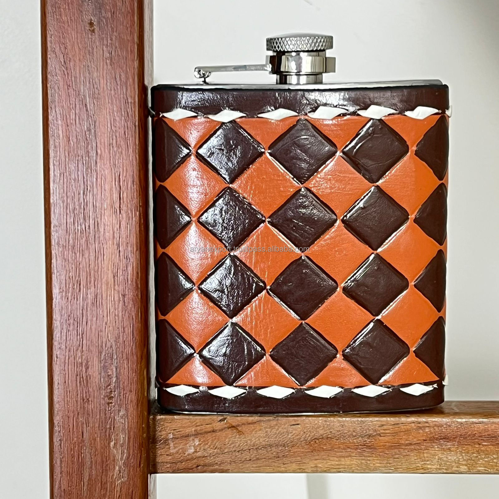 ลายตารางหมากรุกสีน้ำตาล