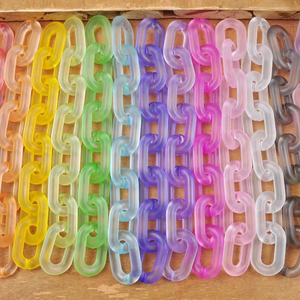 Décoration murale artisanale en résine, style moderne, maillons grands et épais, mélange de couleurs, design punk, chaîne longue multi-pièces - Product Image 1