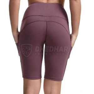 Shorts pour femmes fabriqués au Pakistan, prix bas, contraste de couleurs, haute qualité, confortables. - Product Image 3