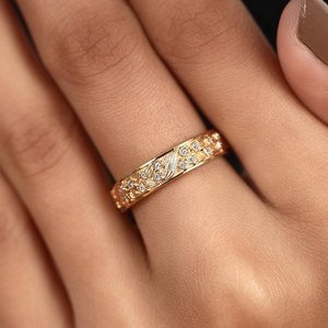 แหวนเพชรทรงกลมแบบ Eternity Band ลายใบไม้สลักลายดอกไม้ เพชรเพาะเลี้ยงในห้องปฏิบัติการ แหวน Eternity Band เต็มวง ทองคำแท้ 10k สำหรับงานหมั้นหรืองานเลี้ยง - Product Image 4