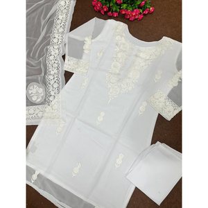 ผ้าจอร์เจียสำหรับแต่งตะเข็บผ้าด้านบนสีขาว - Product Image 1