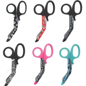 Tijeras Quirúrgicas StyleMate con Hojas Recubiertas con Estampado de Moda, Acero Inoxidable 420, Serradas, Autoclavables a 143°C - Product Image 5