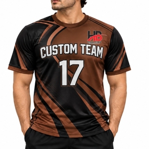 Maillot de football personnalisé pour homme, col rond, manches courtes, impression sublimée, nom et numéro, coupe athlétique, respirant, sensation sportive - Product Image 1