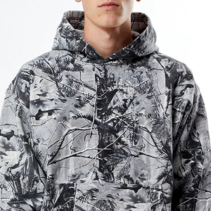 Sudadera con Capucha de Algodón Mezclado con Estampado de Camuflaje Gris y Negro, Sudadera con Capucha Estilo Urbano, Fabricante Mayorista OEM ODM Personalizado - Product Image 3