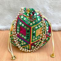 Sac à main en tissu imprimé fait main personnalisé indien pour femme, pour mariage, fête, Hldi, Mehendi, sacs de faveur