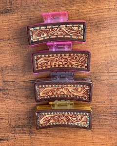 Nouvelle arrivée vente chaude Western élégant à la main usiné en cuir gravé pinces à cheveux en cuir griffe accessoires de cheveux pour les femmes - Product Image 4