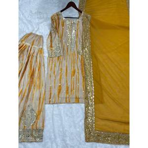 Top elegante: Patiala y Dupatta en tamaño XL con impresión digital y trabajo de secuencia de bordado pesado - Product Image 5
