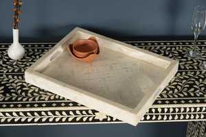 Bandeja Redonda Hecha a Mano con Incrustaciones de Hueso: Decoración Geométrica para Mesa de Centro - Product Image 1