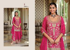 Traje Salwar de Tela Chinon de Lujo con Bordado, Elegante Atuendo Étnico Indio para Fiestas y Bodas, Diseño de Autor - Product Image 5