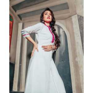 Conjunto de Kurta de Algodón Blanco Real para Mujer, Talla XS, Transpirable, Manga Tres Cuartos, Atuendo Étnico de Verano - Product Image 3