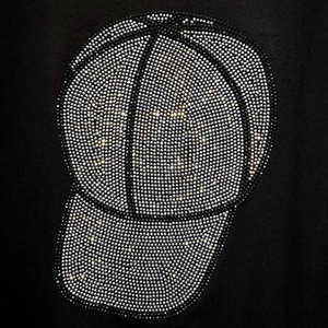 T-shirt noir uni 100 % coton à manches courtes avec imprimé casquette de baseball à paillettes, col rond, coupe ample, décontracté, tricoté pour homme - Product Image 4