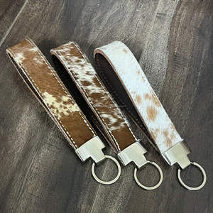 Nouveau porte-clés en cuir de vache véritable avec poils, porte-clés durable unisexe pour sacs, voitures et usage quotidien - Product Image 6