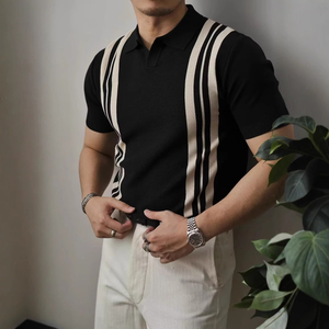เสื้อโปโลถักพรีเมียมสำหรับผู้ชาย ดีไซน์ลายทางแนวตั้ง แฟชั่นลำลองสุดหรูสำหรับฤดูร้อน ทรงเข้ารูป แขนสั้น ระบายอากาศได้ดี เนื้อผ้านุ่ม - Product Image 1