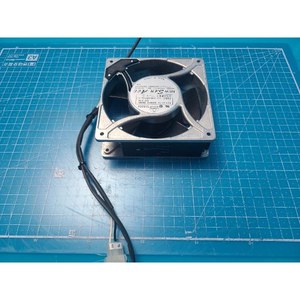 ซันโย Denki 109S475UL พัดลมระบายความร้อนตามแนวแกน AC ชิ้นส่วนอุปกรณ์เซมิคอนดักเตอร์รุ่นเก่าใช้เป็นชิ้นส่วน - Product Image 3
