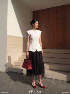 Chaleco Elegante Blanco Asimétrico para Mujer, con Mangas Cortas, Estilo Oficina, Moderno, Casual de Negocios, Marca YONA - Product Image 2
