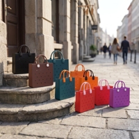 Mini sac fourre-tout en EVA à trous creux, personnalisable, sac de plage en silicone, compatible avec les breloques de chaussures DIY, imperméable, durable, vente en gros