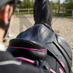 Silla de montar inglesa de contacto cerrado de cuero 100% genuino, superventas, para salto y doma, con conjunto de aparejos. Productos de carreras de caballos ingleses de la India. - Product Image 6