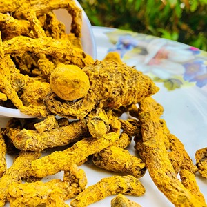 Curcuma à haute teneur en curcumine, racine entière séchée, doigts de curcuma naturels colorés, emballage propre pour marchés d'importation, frais et en vrac - Product Image 6