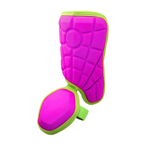 Espinilleras Rosas con Ribete Verde para Niños, Protección Deportiva, Entrenamiento, Práctica y Uso Atlético Durante Toda la Temporada - Product Image 1