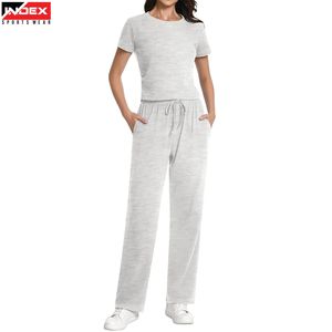Ensemble tendance t-shirt et pantalon pour femme, vêtements de sport légers et respirants, tenue de fitness élégante, vêtements de sport stylés - Product Image 1