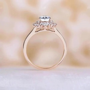 Anillo de compromiso de moissanita talla pera con doble halo único, anillo de boda con halo de diamantes baguette y diseño de estrella, anillos para mujer, aniversario. - Product Image 3