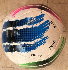 Balón de Fútbol Laminado de Alta Calidad, Tamaño 5, Balón de Fútbol Profesional para Partidos, Balón de Entrenamiento Duradero, Logotipo Personalizado OEM, Venta al Por Mayor de Fábrica - Product Image 4