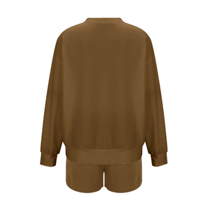 Conjunto Deportivo de 2 Piezas para Mujer, Sudadera y Pantalones Cortos Extra Grandes de Invierno con Logotipo Personalizado, Tela de Felpa Larga, Transpirable y Ecológica - Product Image 4