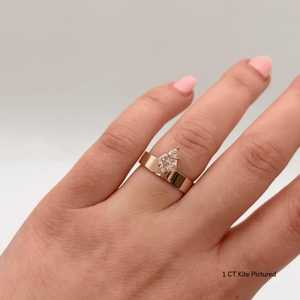 Anillo de Compromiso con Diamante Cultivado en Laboratorio de 1 Quilate, Corte Kite, Oro Sólido de 14k, Banda Ancha de 4.7mm, Anillos Modernos Minimalistas, Fabricante, Venta al Por Mayor - Product Image 4