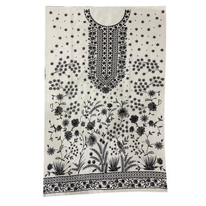 Chemise et dupatta en soie brute non cousue, imprimée et brodée à motifs floraux - Style anglais, coupe ample, taille naturelle - Product Image 2