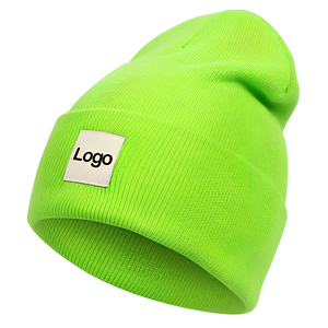 Bonnet en tricot unisexe avec revers rouge, bonnet d'hiver avec patch logo brodé, bonnets avec étiquettes et emballages personnalisés disponibles, OEM ODM - Product Image 6