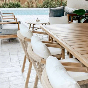 Juego de Comedor de Jardín Personalizado, Madera Maciza para Exteriores, Estructura de Aluminio, Mesa y Sillas Resistentes a la Intemperie, Proveedor OEM ODM de Vietnam - Product Image 1