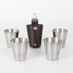 Imra Impex Juego de 4 Vasos de Chupito de 70 ml, Vasos para Beber Vino con Funda de Cuero, Color Personalizado, para Uso en las Cuatro Estaciones - Product Image 1