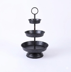 Support à gâteau rond en métal à 3 niveaux, fait main, style ferme, plateau de service, présentoir à desserts, support à cupcakes, support à pâtisseries - Product Image 1