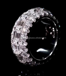 VVS Lab Moissanite IGI ได้รับการรับรองว่าเป็นมรกตแหวนเพชรตัดเฉพาะแหวนหมั้นฮิปฮอปของผู้หญิง925ชุบทอง - Product Image 4