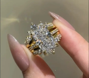 Ensemble de bagues de mariage en moissanite taille radiant 925 avec anneau de mariage en forme de couronne plaqué or jaune, blanc et rose. - Product Image 4