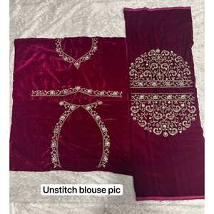 Lehenga Choli de Diseño Indio y Pakistaní para Fiestas con Bordado de Hilo Zari - Product Image 1