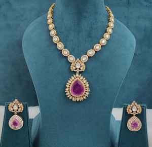 Conjunto de Collar y Pendientes de Piedra Doble de Moissanita Polki de Calidad Premium, Perfecto para Bodas, Compromisos, Fiestas y Trajes Étnicos - Product Image 4