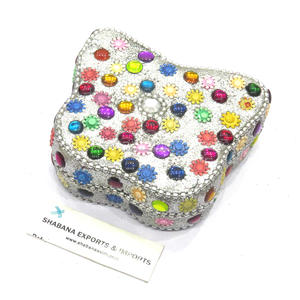 Caja decorativa india hecha a mano con purpurina Lac para mesa, caja metálica para joyas, embalaje de la mejor calidad, caja con cuentas. - Product Image 4