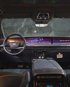 CADI LLAC ESCALADE IQ SPORT 2 Usado 2025 - Product Image 3