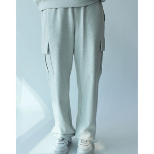 Pantalon de survêtement cargo épais pour homme, style streetwear ample, en molleton, avec plusieurs poches, coupe décontractée, logo personnalisé, en coton - Product Image 5