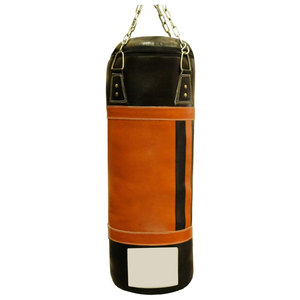 Sac de frappe en cuir optimisé pour la performance, idéal pour la boxe, le MMA et l'entraînement en salle, avec tissu robuste et sangles de suspension sécurisées - Product Image 1