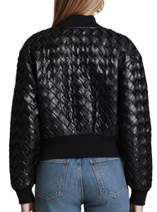 Chaqueta Bomber de Cuero Tejido Negro para Mujer SBEA IMPEX, Chaqueta de Cuero Genuino Texturizado y Elegante con Cierre, Impermeable, Estilo Cafe Racer - Product Image 3