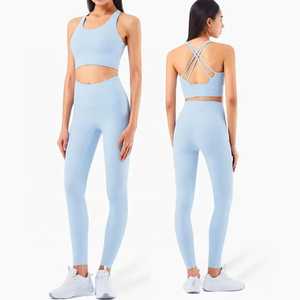 Conjunto de Yoga Ajustado, Ropa Deportiva Moderna, Conjunto de Entrenamiento que Absorbe la Humedad, Calidad de Exportación, Conjunto de Yoga 100% Suave y Duradero - Product Image 5