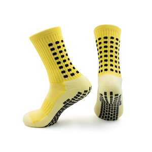 Chaussettes de sport de football en gros, haute élasticité, bord côtelé, semelle amortie, absorption de l'humidité, pour entraînement et matchs - Product Image 4