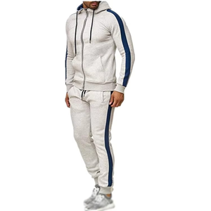 Ensemble de survêtement homme 100 % polyester délavé imprimé vintage avec logo personnalisé, léger et écologique, pour le sport et le jogging - Product Image 5