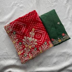 Sari Bordado Bandhani de Diseño para Mujer |   Sari Étnico con Bordado Floral Zari para Fiestas, con Blusa a Juego - Product Image 6